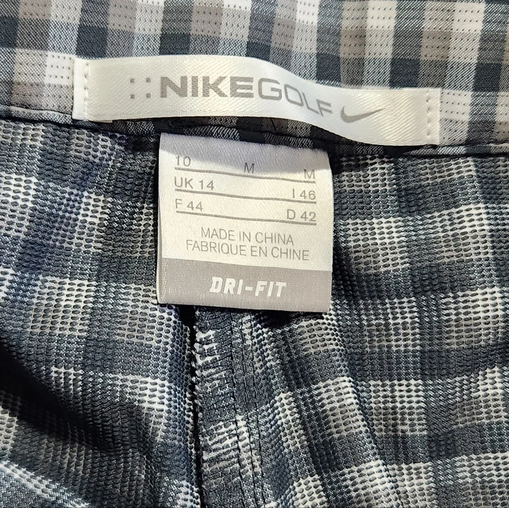 Nike- Women's(M) Gray and White Plaid Golf Shorts - Picture 3 of 4